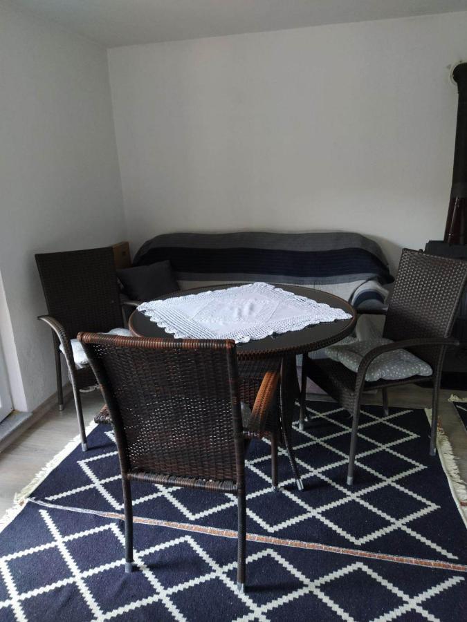 Guest House Bee Вісоко Екстер'єр фото
