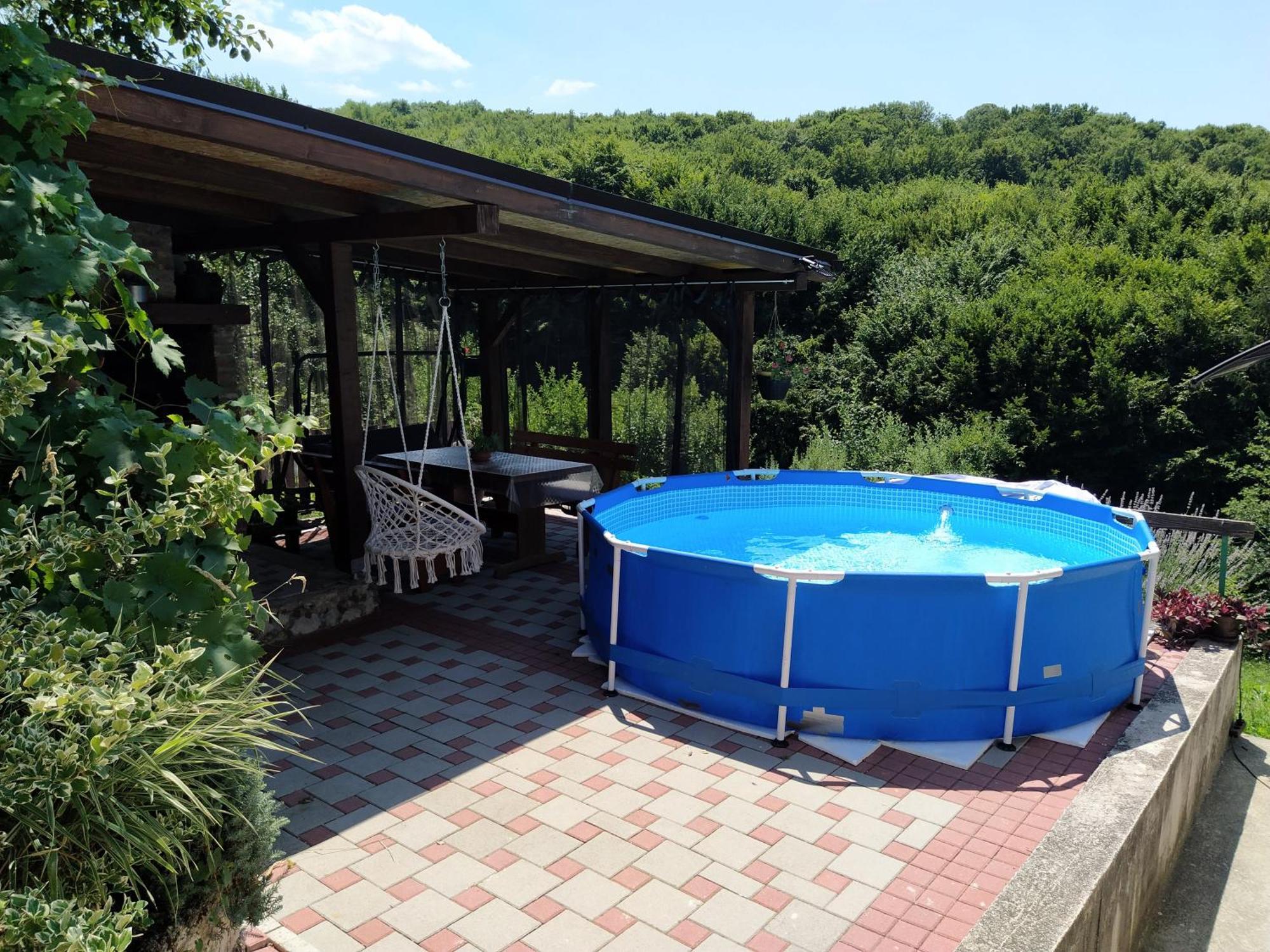 Guest House Bee Вісоко Екстер'єр фото